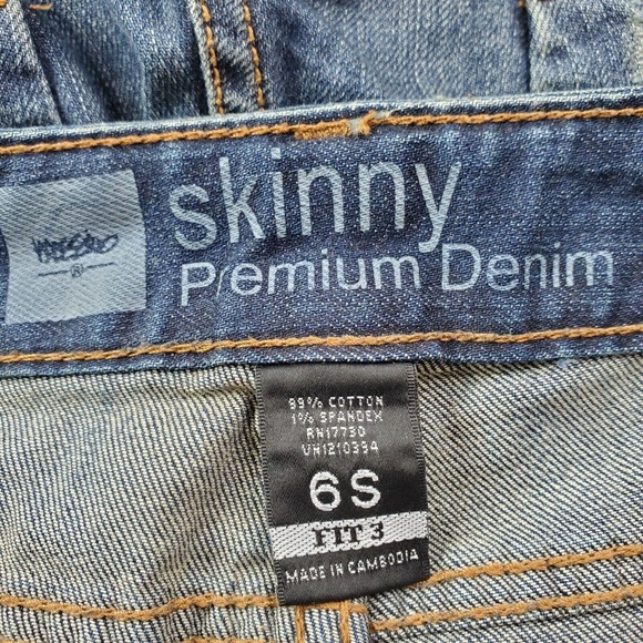 CC - Mossimo Womens Jeans 6 Short Skinny Denim Blue Dark Wash Mid Rise Stretch - Picture 3 of 5
